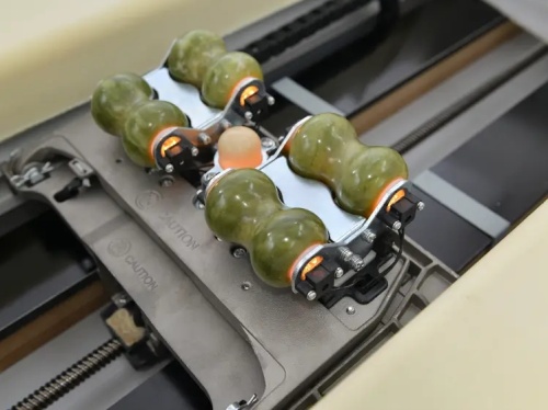 Массажная кровать LOTUS HEALTHCARE R-522 Массажная кровать LOTUS HEALTHCARE R-522